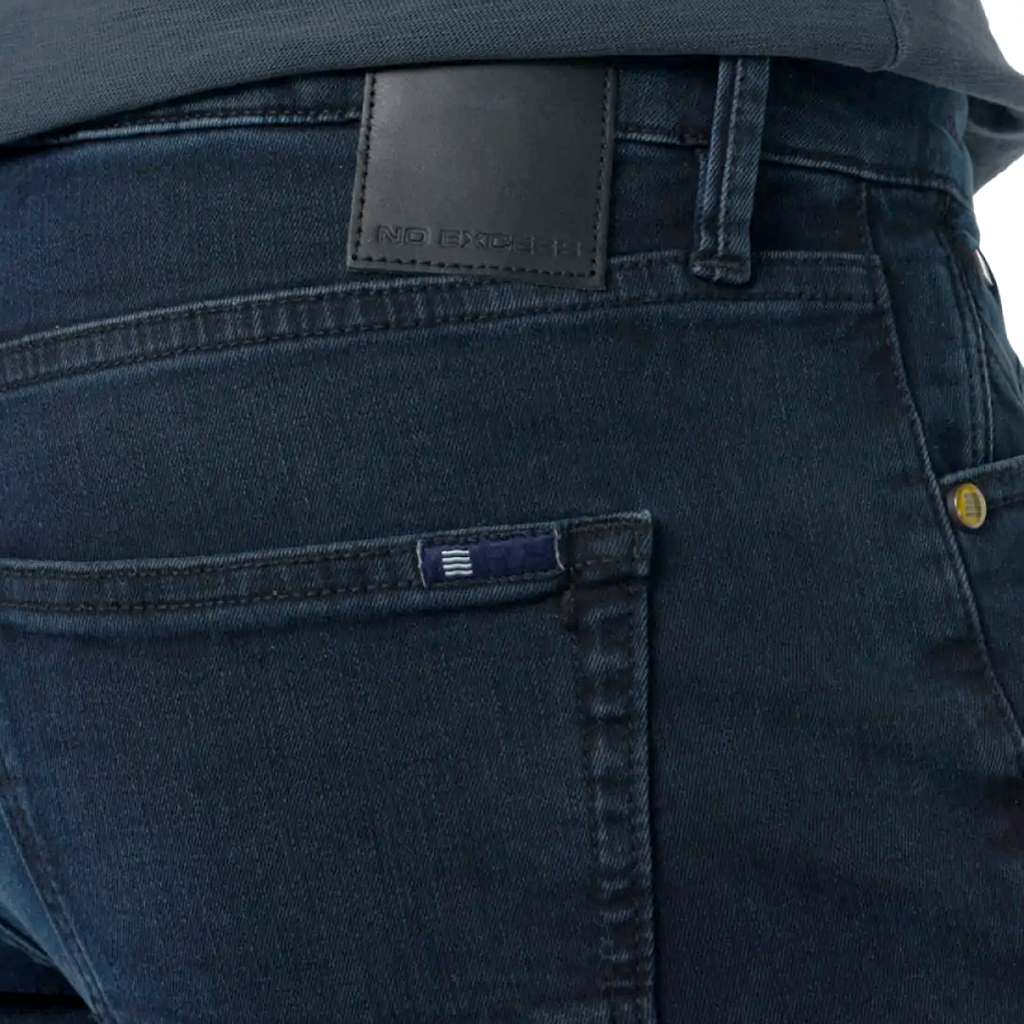 No Excess Jean N711D95N